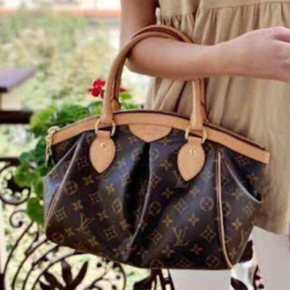 💎✨AUTHENTIC✨💎Louis Vuitton TIVOLI PM SHOULDER  BAG - Picture 1 of 16